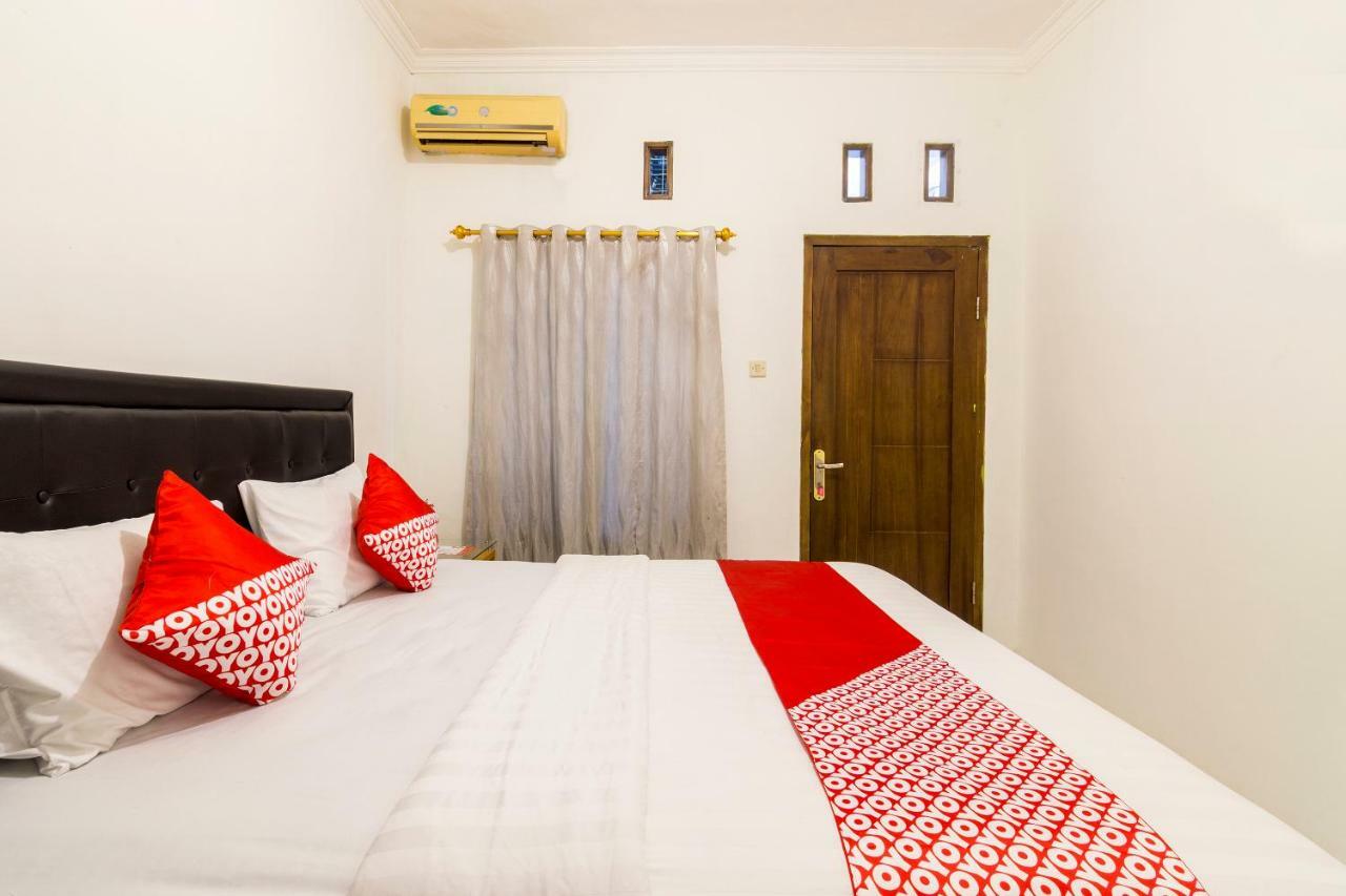 Hotel Oyo 857 Pakuncen Malioboro Syariah à Yogyakarta Extérieur photo