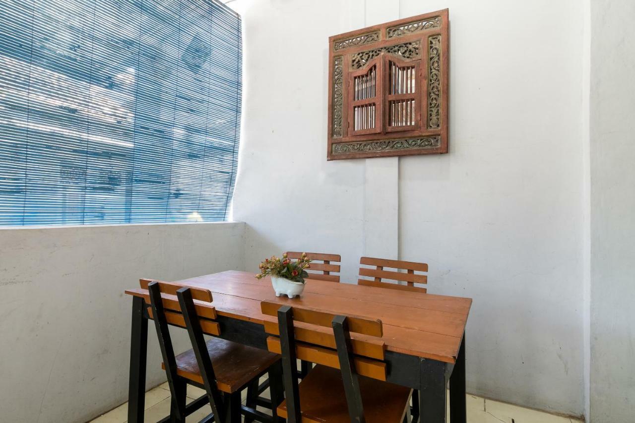 Hotel Oyo 857 Pakuncen Malioboro Syariah à Yogyakarta Extérieur photo